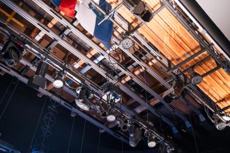 Ob Prešernovem dnevu v uporabo uradno predali celostno prenovljen hram kamniške kulture  (36)